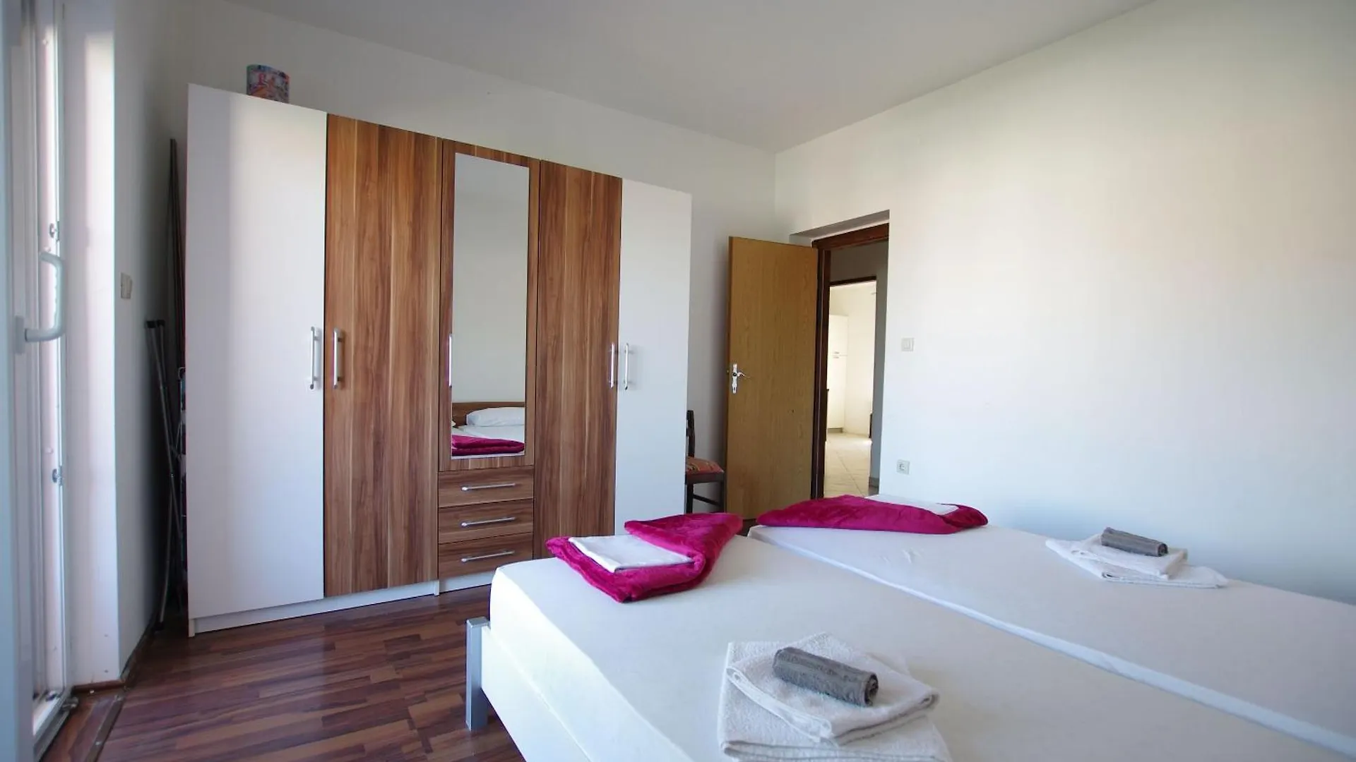 Apartments Branko Selce