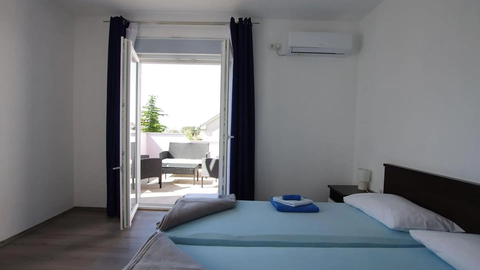 Apartments Branko Selce