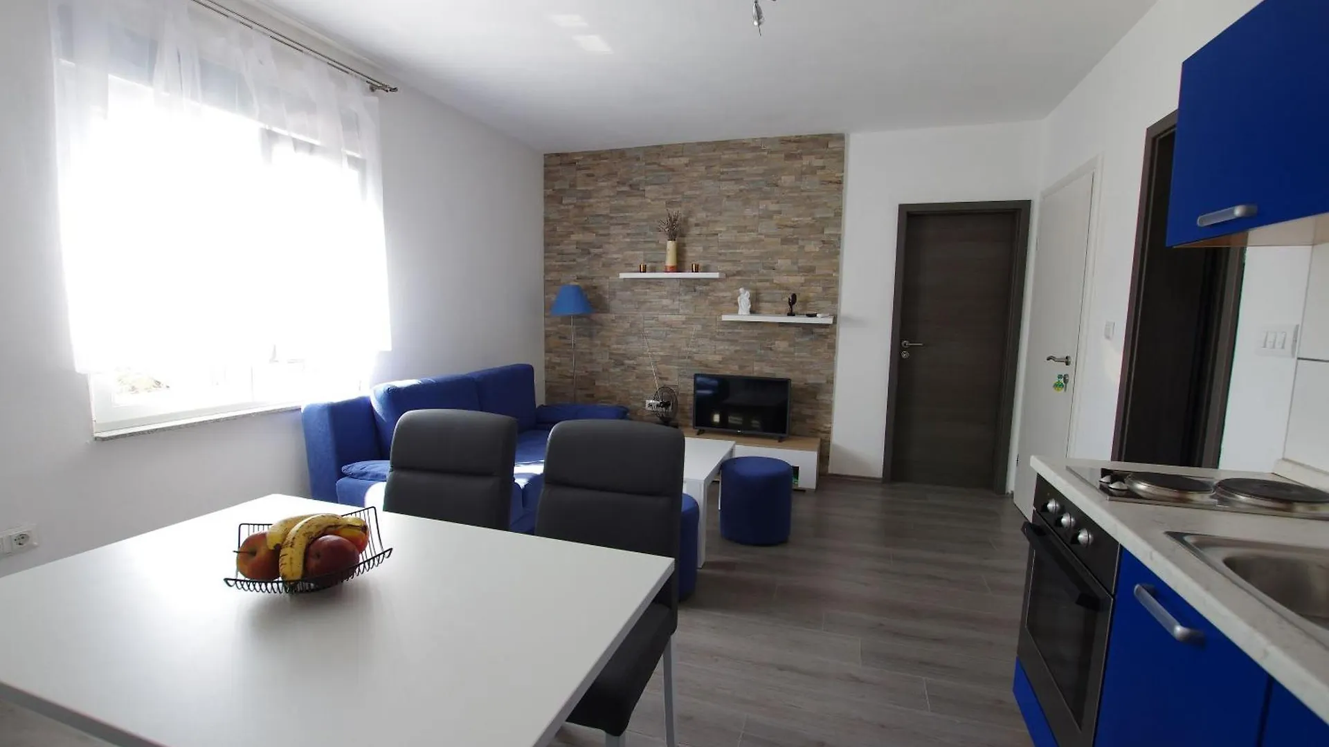 Apartments Branko Selce